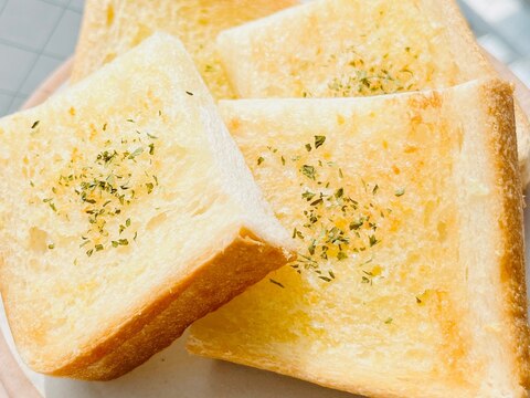 食パンで◎ガーリックトースト